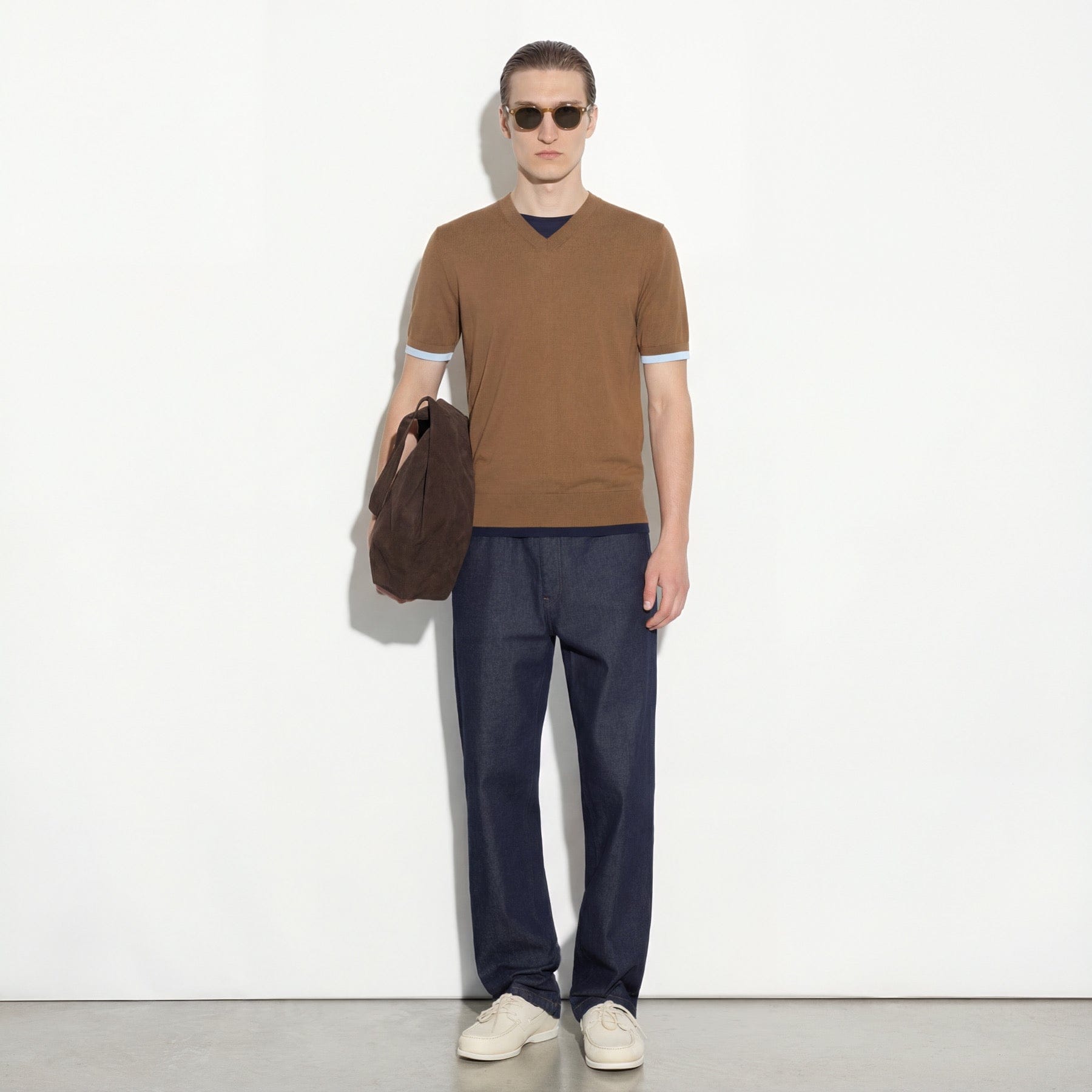 Maglia V-Neck in Cotone con Doppi Bordi Nocciola Maglia Girocollo Paolo Pecora